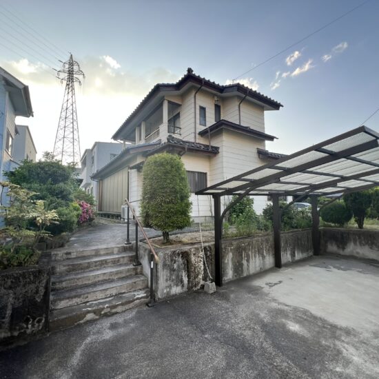 富久山町久保田岡ノ城 、和室の安らぎと洋室の機能性が心地よく融合した5DKの住まいです！